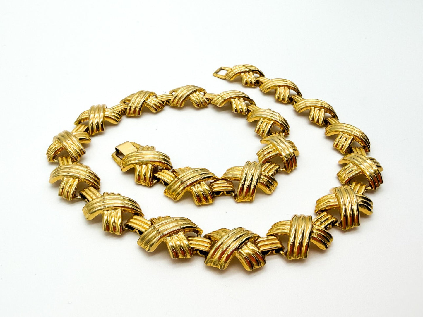 Gold Tone Ribbed X Link Articulated Statement Necklace 18” 80s Napier Inspired