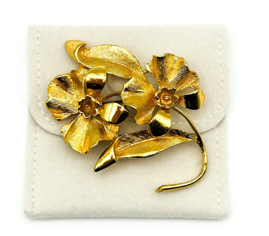 Vintage Hollywood Flower Brooch Gold Tone Textured Floral Spray Pin