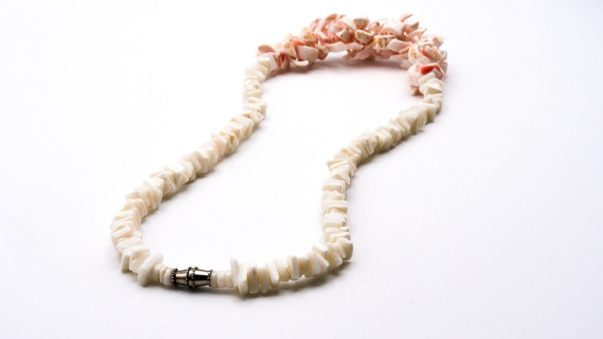 Vintage Shell Twist Necklace – Peach & White Sea Shell Chips