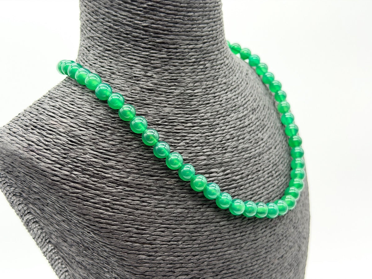 Vintage Emerald Green Gemstone Bead Necklace Graduated 18.5” READ