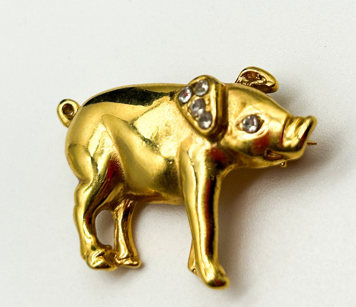 Cute Pig Brooch Gold Tone Figural Animal Pin Vintage