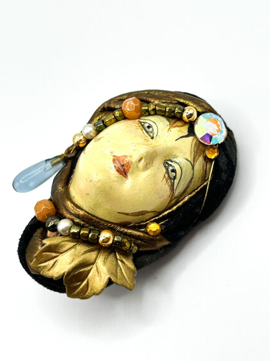 Vintage Lady Portrait Brooch Porcelain Face Mixed Media Figural 5cm Jewel Turban