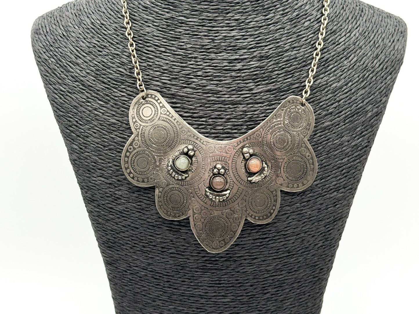 Silver Tone Ornate Ethnic Style Bib Necklace with Semi-Precious Agate Cabochons
