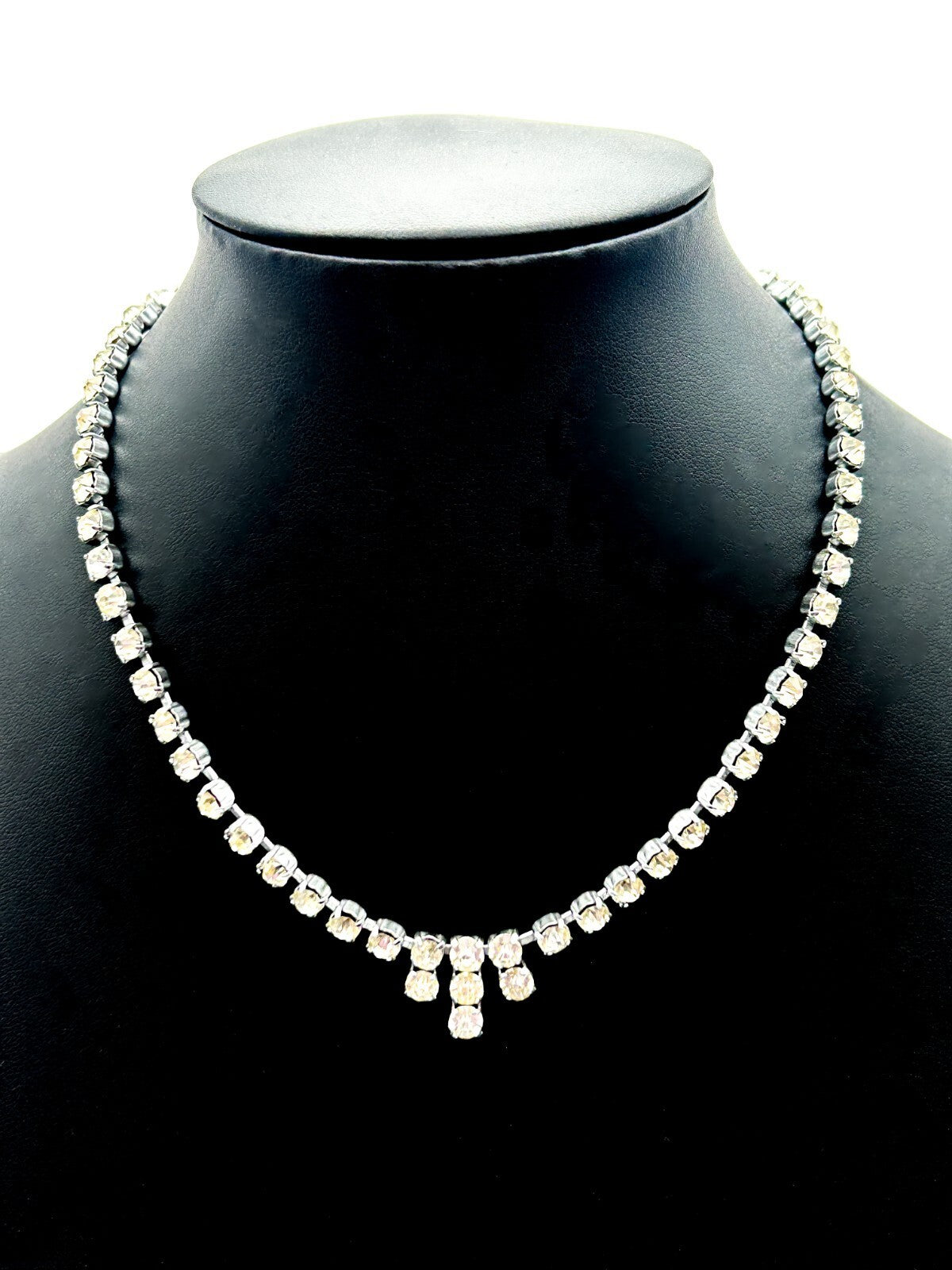 Rhinestone Necklace Silver Tone Clear Crystal Drop Pendant Prong Set Choker 15”