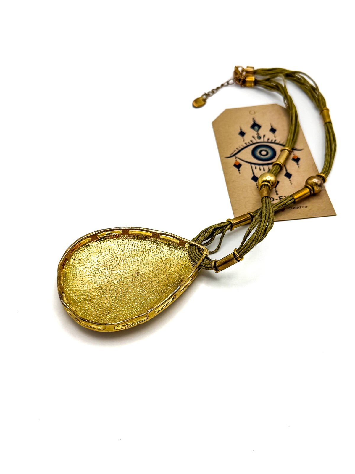 Vintage Gold Tone Scales Textured Teardrop Pendant Necklace