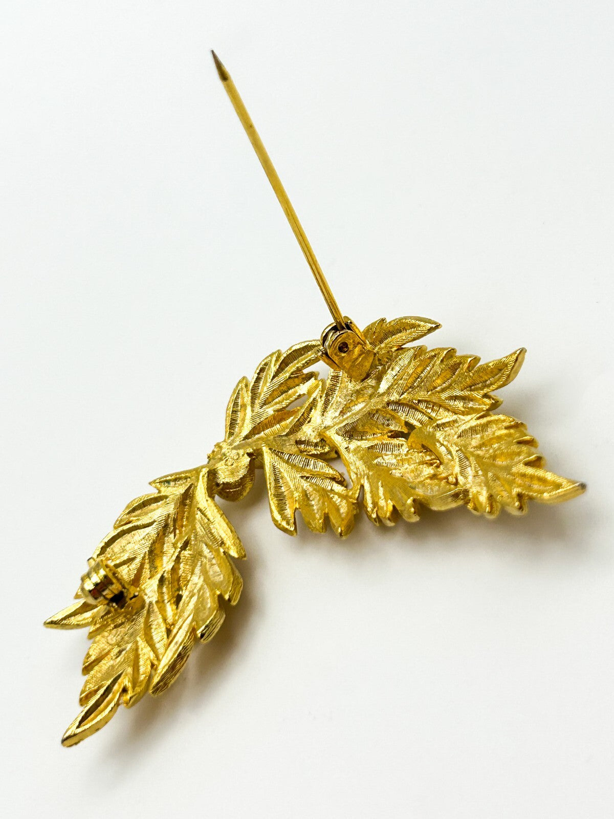 Vintage (60s) Signed Sphinx Gold Tone Wheat Sheaf Bow Brooch