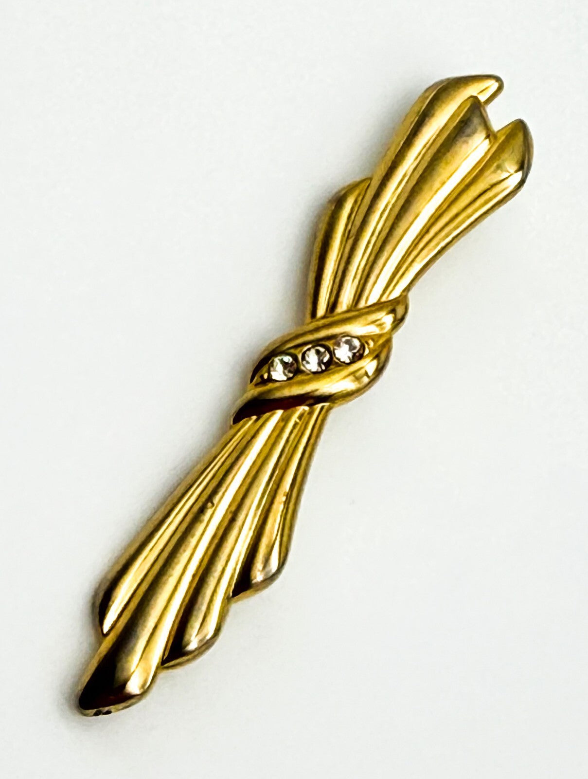 Vintage Gold Tone Bow Brooch Clear Rhinestone Diamante Ribbon Pin Retro 6cm