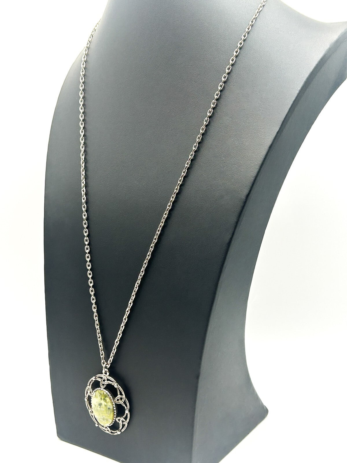 Vintage Silver Tone Openwork Pendant Necklace with Serpentine Cabochon