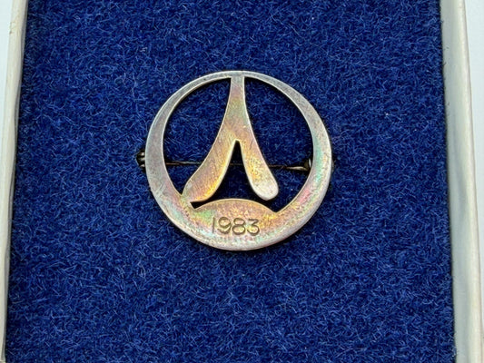 Avon 925 Sterling Silver Circular Brooch 1983 – Signed Vintage Pin