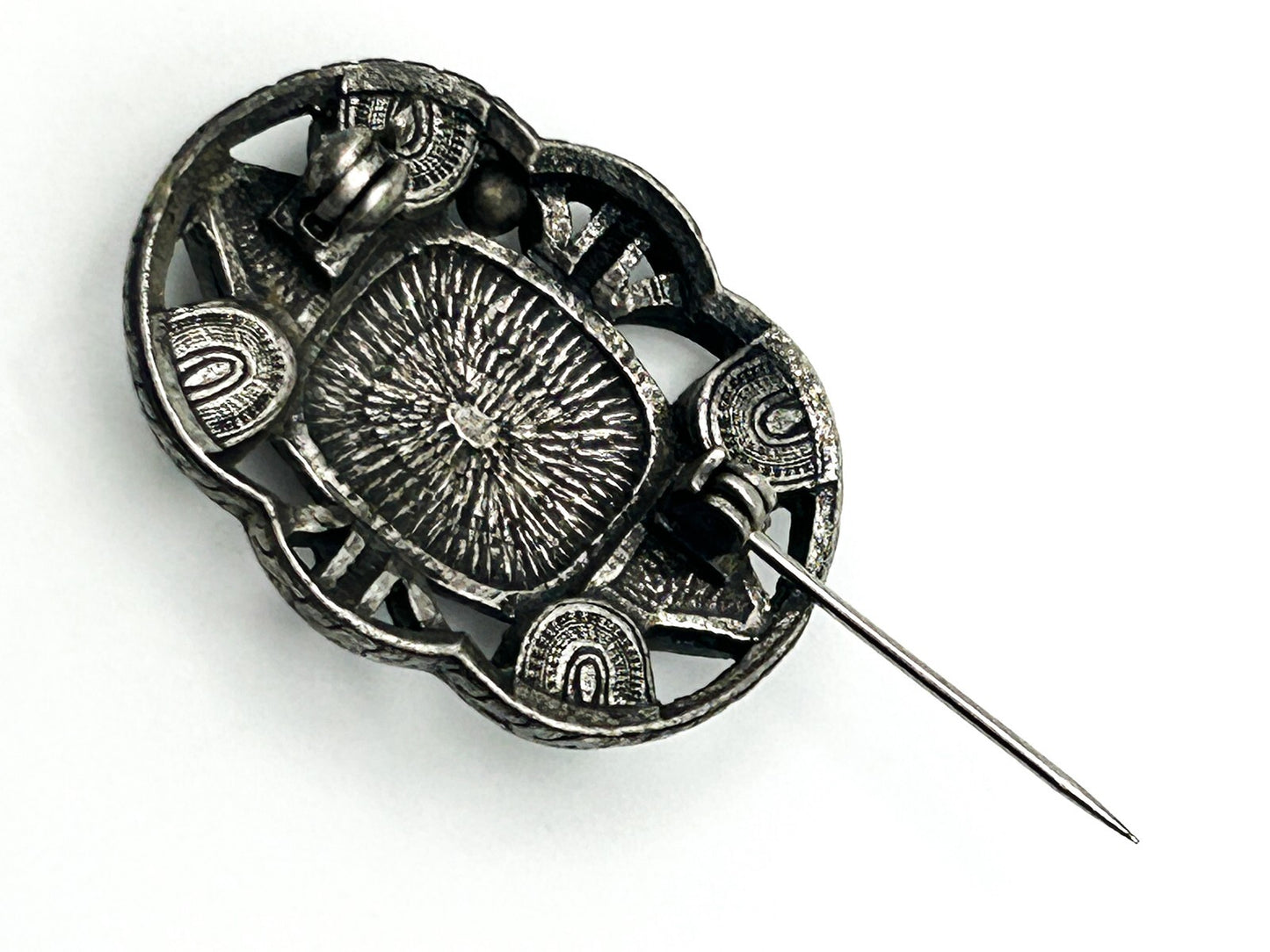 Celtic Style Green Brooch Silver Tone Cabochon Vintage Pin