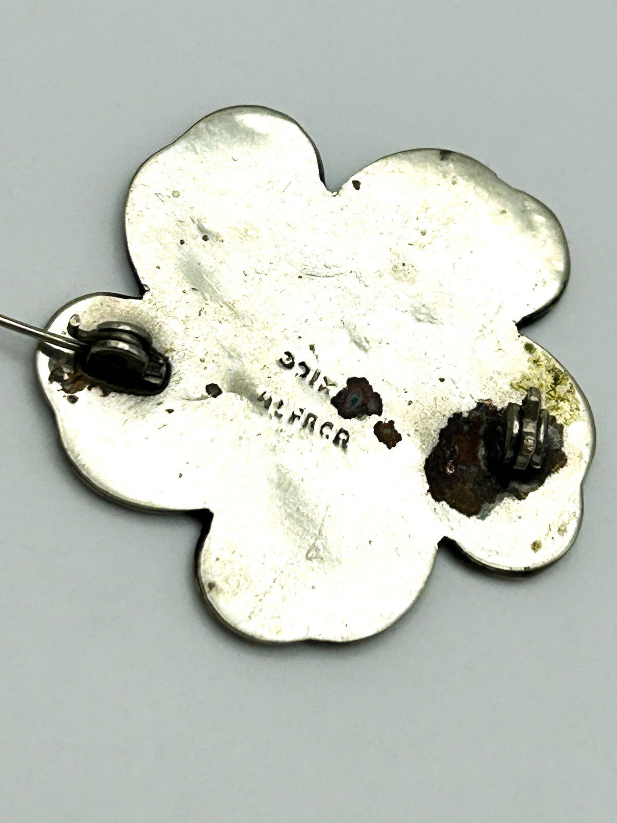 Vintage Alpaca Mexico Abalone Shell Inlay Flower Brooch Black Enamel Swirl