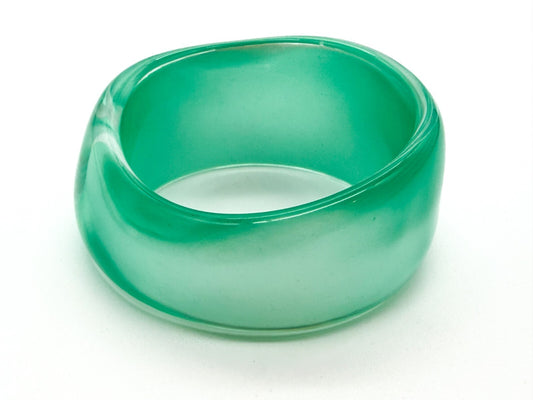 Vintage Lucite Bangle Chunky Iridescent Green Blue Spearmint Statement Bracelet