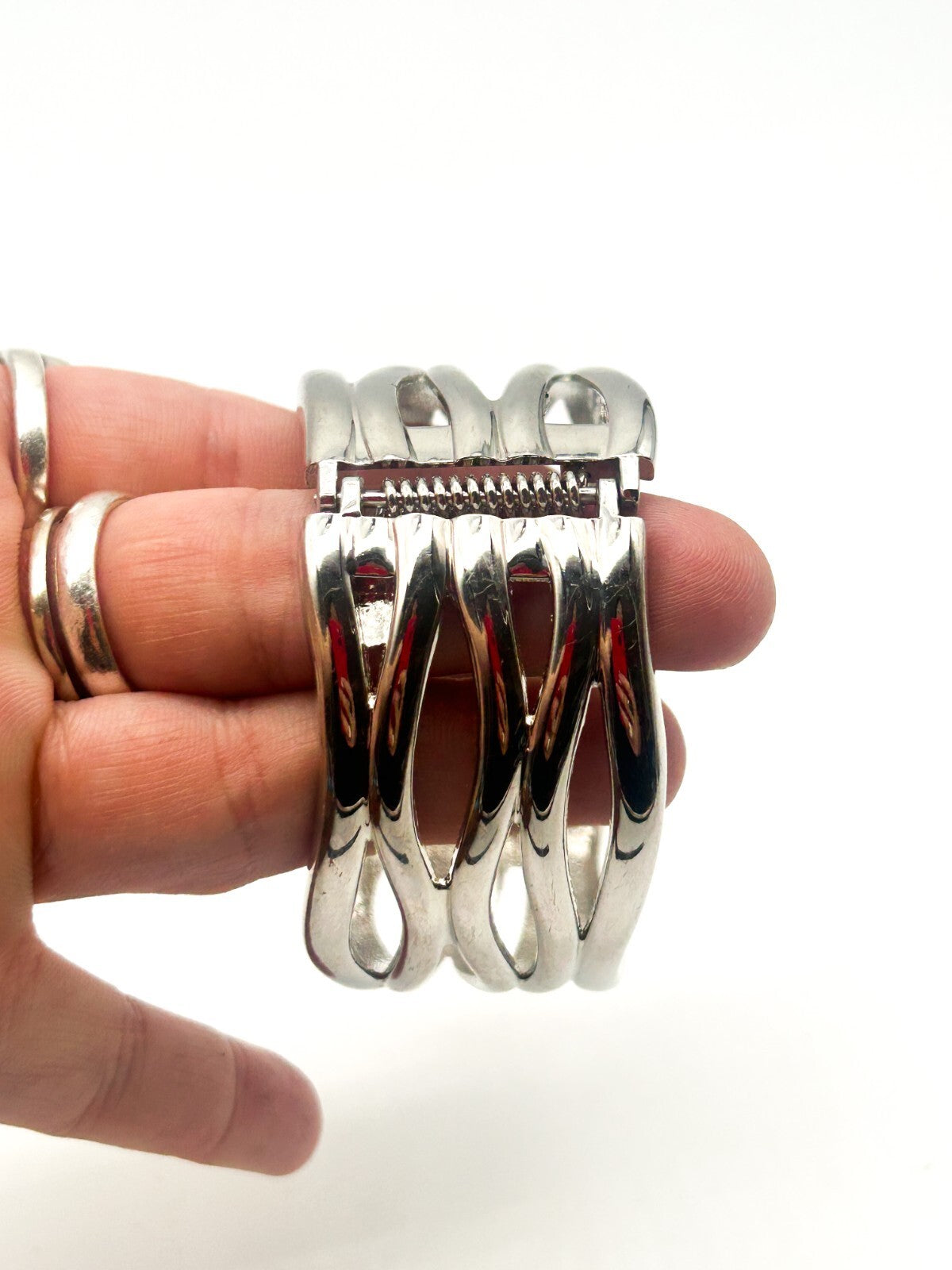 Modern Bangle Bundle Silver Tone Hinged Wavy Bangle Gold Tone Geometric Cuff