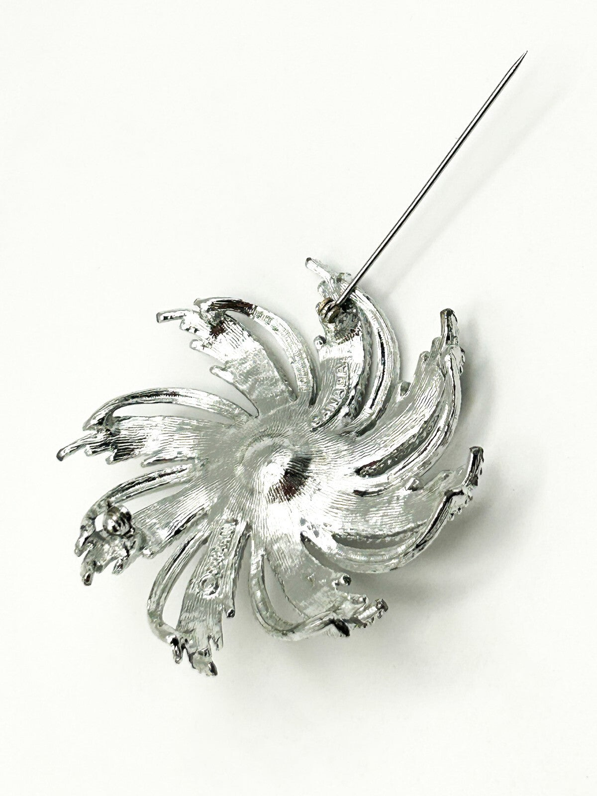 Sarah Coventry Silver Tone Sunburst Flower Brooch Faux Pearl Centre Pinwheel VTG