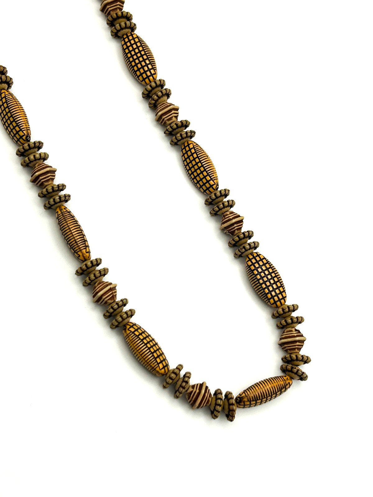 Recycled Plastic ‘Tortoise Home’ Beaded Necklace – Ghana Artisan