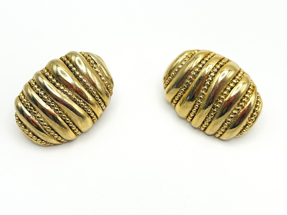 Vintage Ribbed Gold Tone Oval Clip-On Earrings