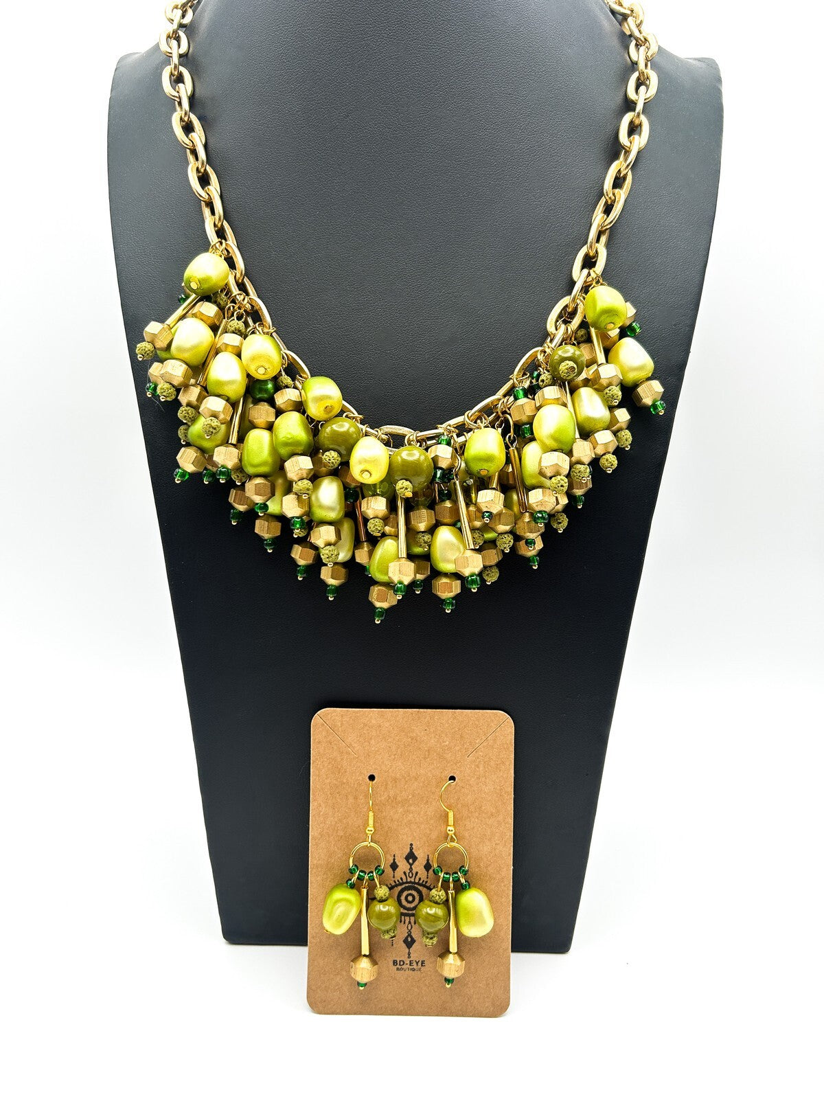 BD-Eye Original Green Cha Cha Necklace & Earrings Set Vintage Beads Statement