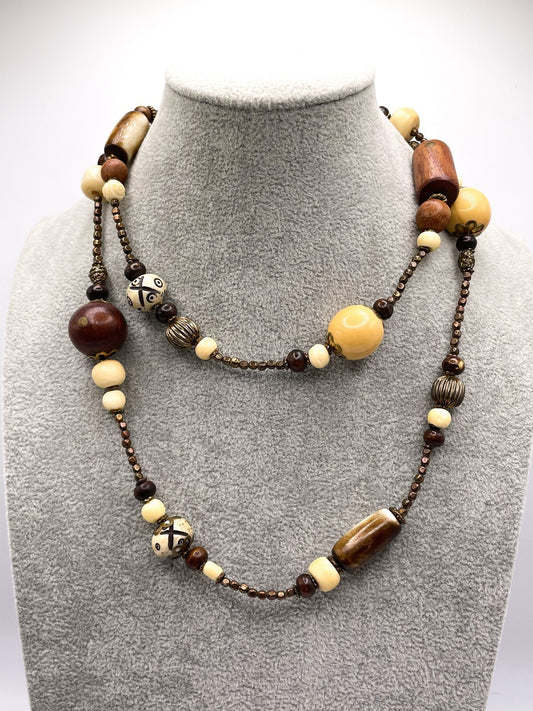 Vintage Graduated Wood & carved painted Organic material Beaded Necklace Boho