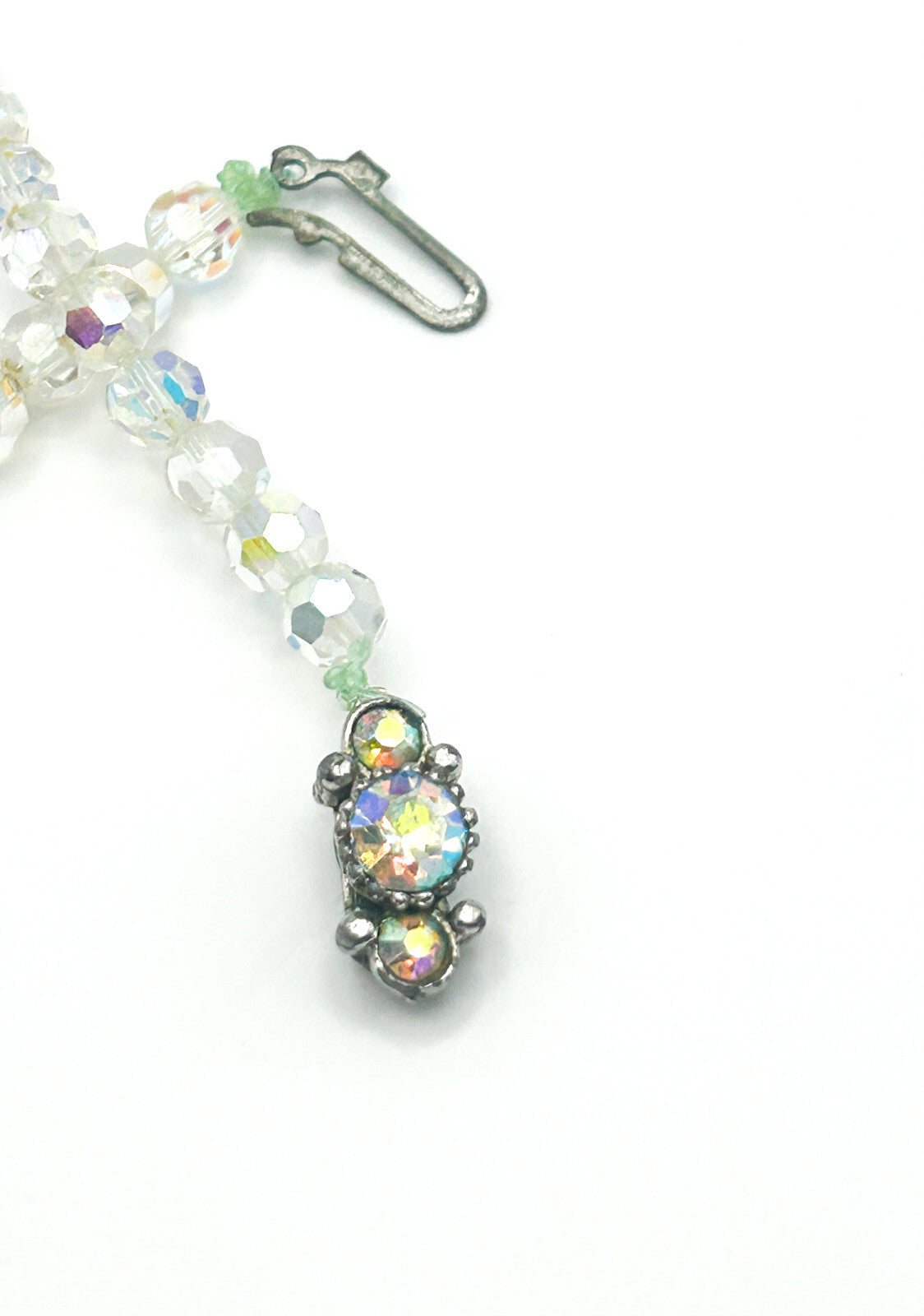Vintage Single Graduated Strand Aurora Borealis Necklace