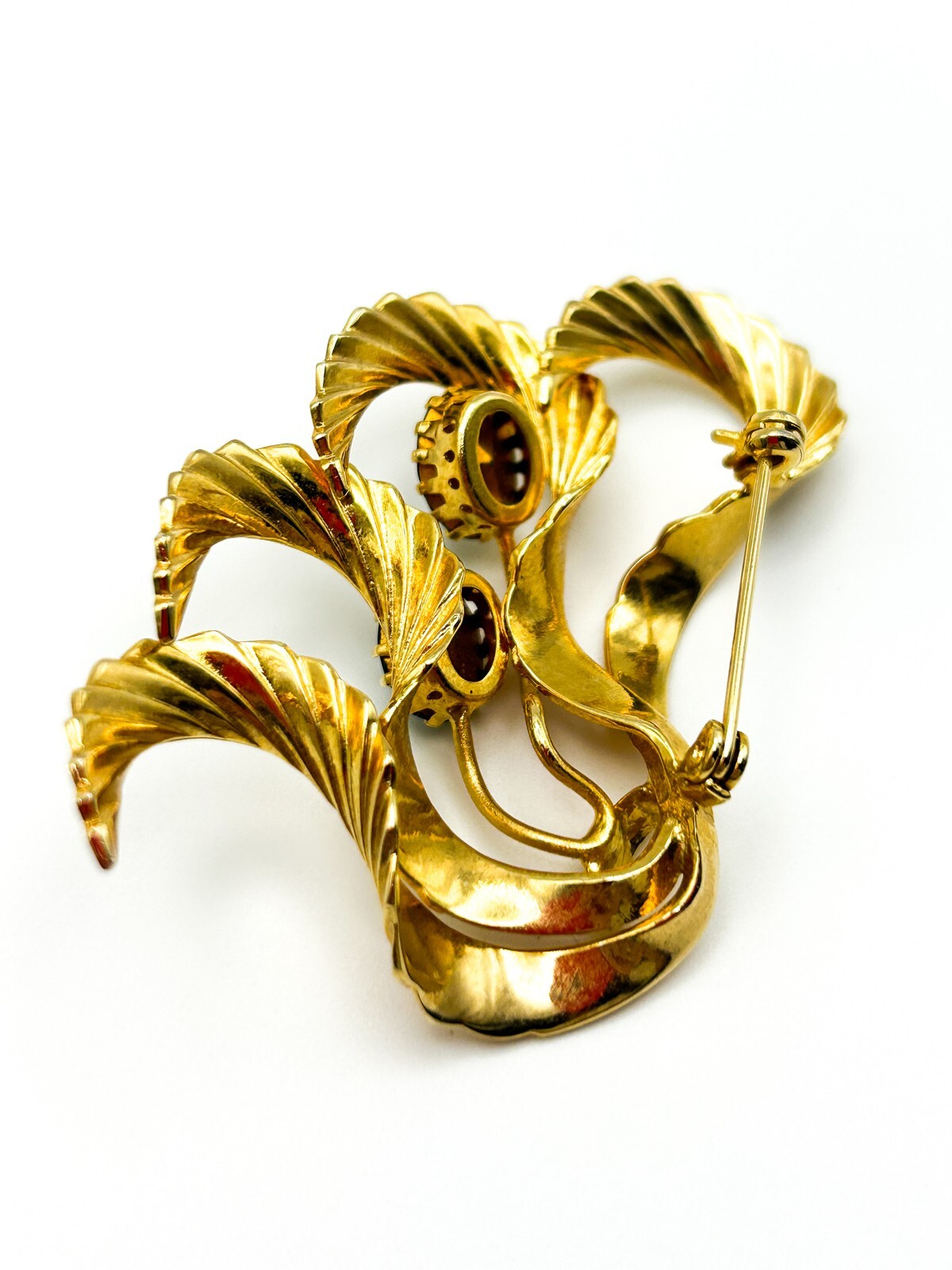 Vintage Art Nouveau Style Gold Tone Abstract Ribbon Brooch Green Rhinestones