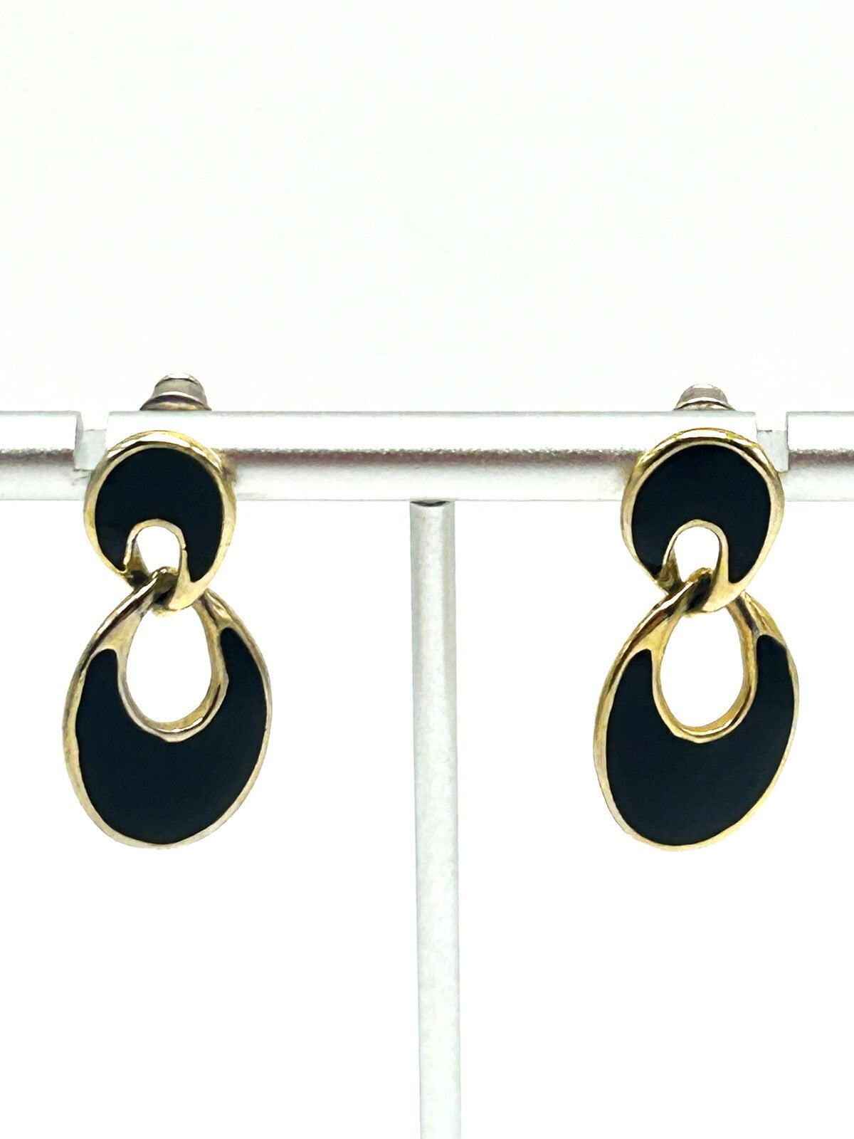 Vintage Black Enamel Interlocking Gold Tone Teardrop Stud Earrings