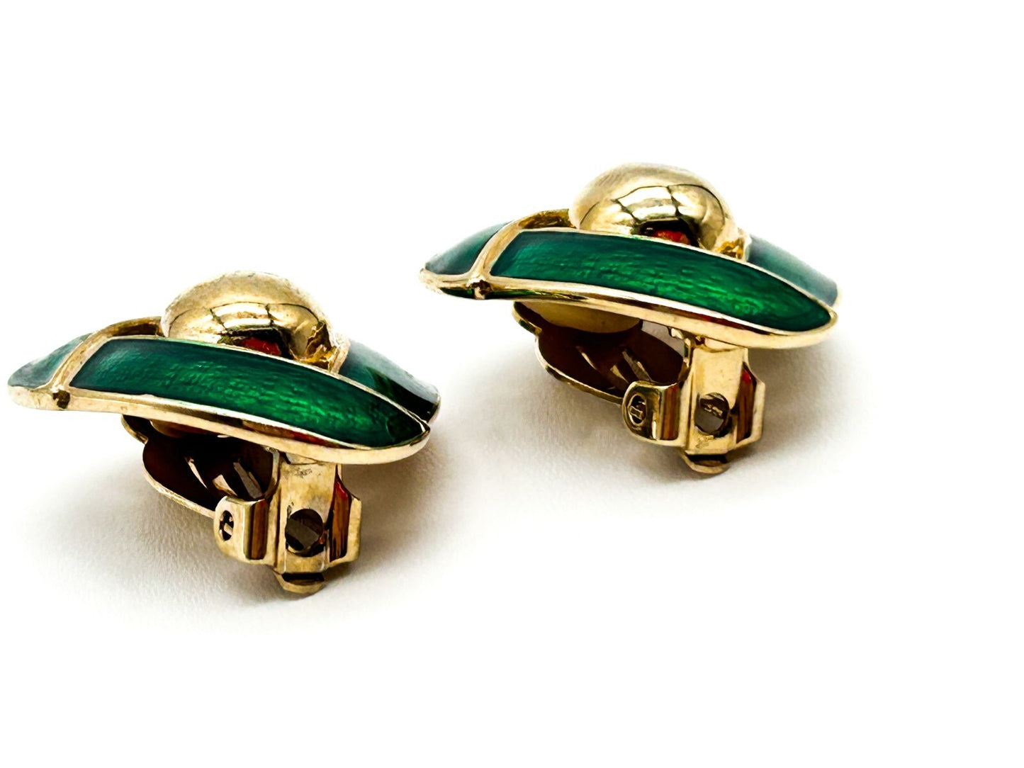 Vintage Gold Tone Green Enamel Knot Clip On Earrings – Late 80s / Early 90s