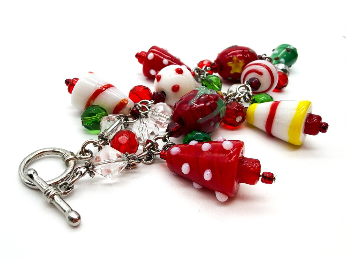 Christmas Charm Bracelet Glass Beads Festive Lampwork Red Green Xmas 8”