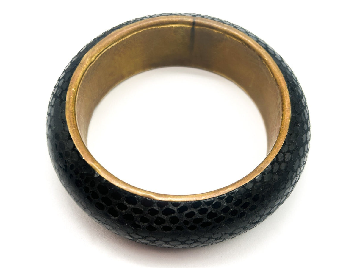 Vintage Black Bracelet Textured Faux Snakeskin Bangle Gold Tone Brass Interior