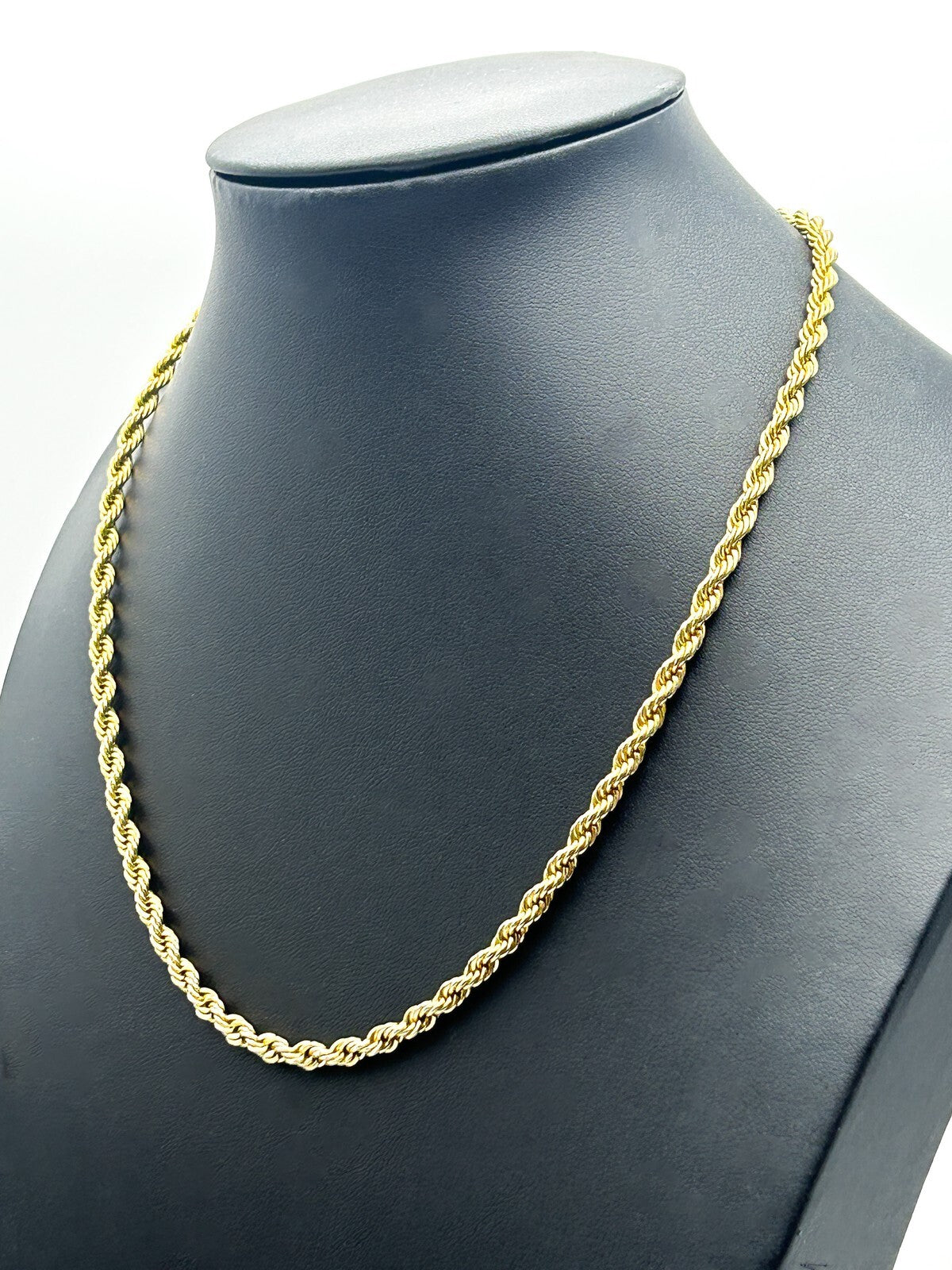 Gold Tone Rope Chain Necklace 18” Twisted Chain Minimal Classic Everyday