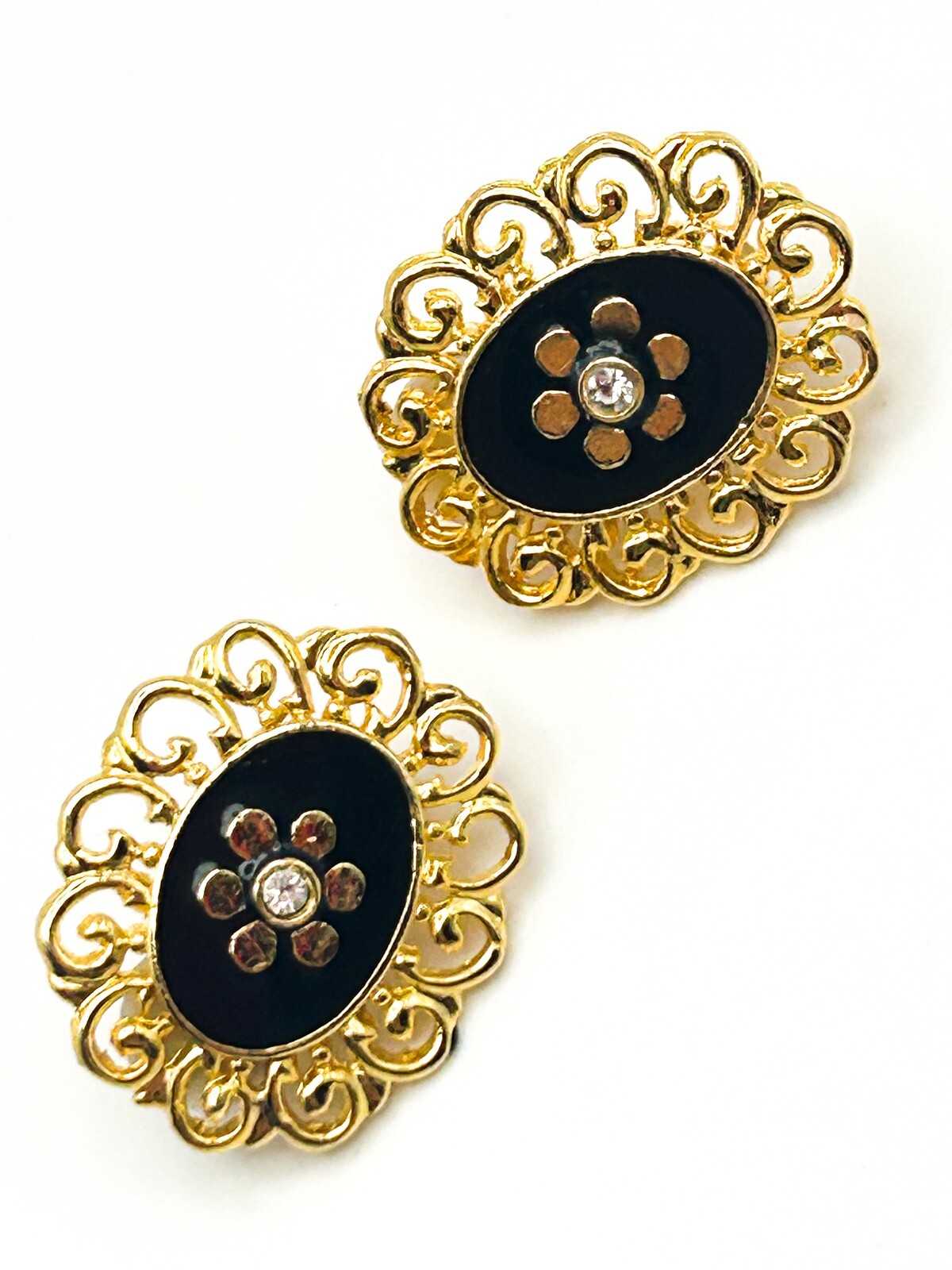 Vintage Gold Tone Black Enamel Flower Detail Clip-On Earrings