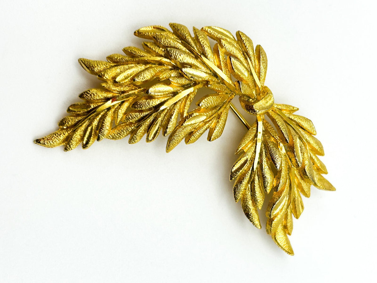 Vintage (60s) Signed Sphinx Gold Tone Wheat Sheaf Bow Brooch