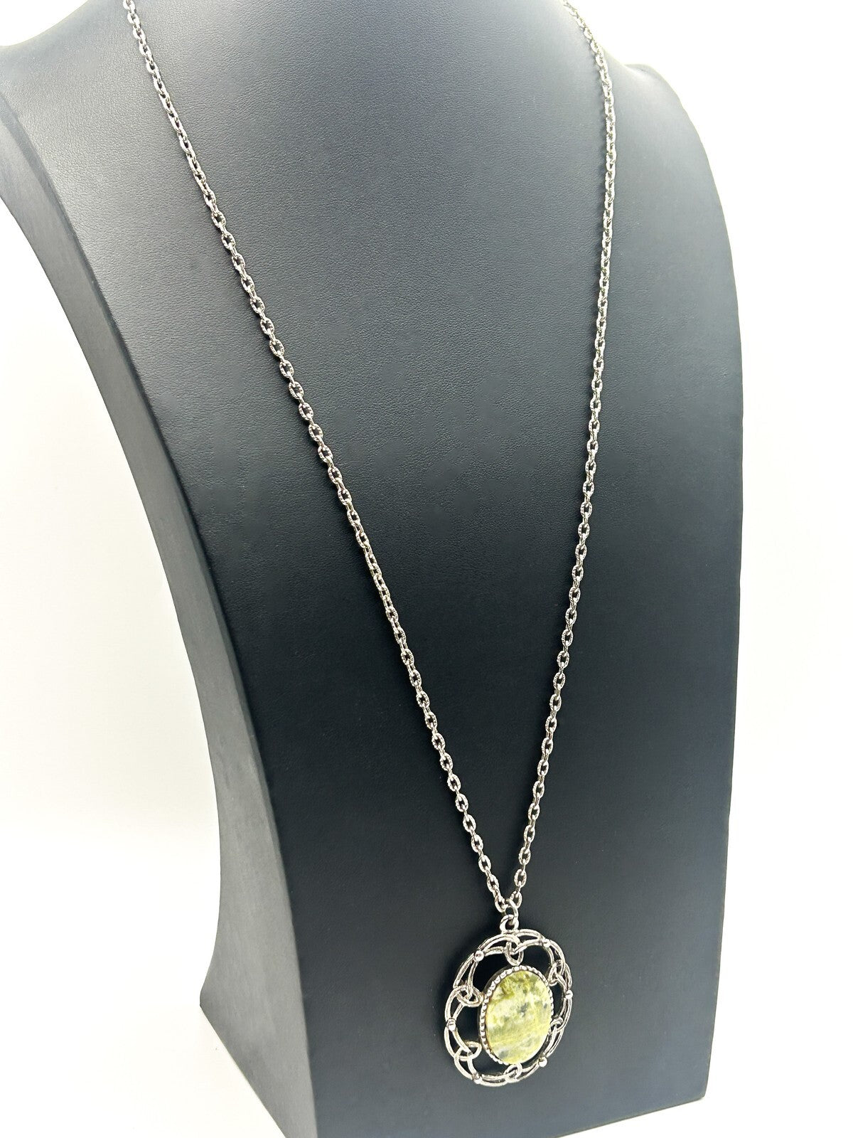 Vintage Silver Tone Openwork Pendant Necklace with Serpentine Cabochon