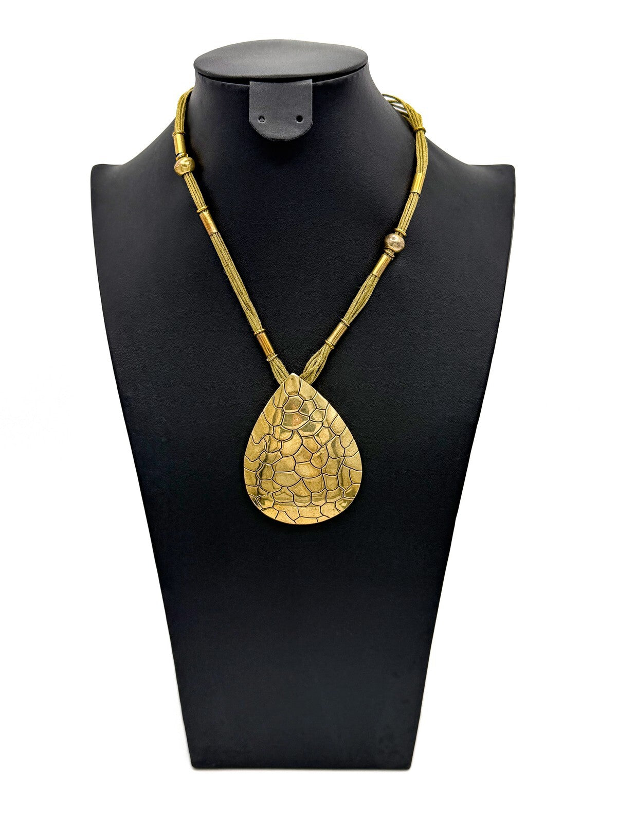 Vintage Gold Tone Scales Textured Teardrop Pendant Necklace
