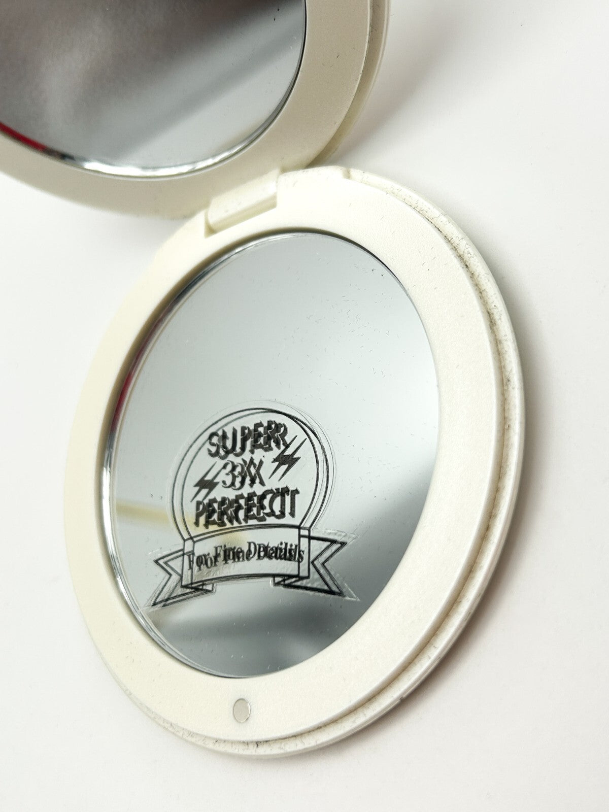 Swarovski Elements Jon Richard Crystal Compact Mirror in Original Box
