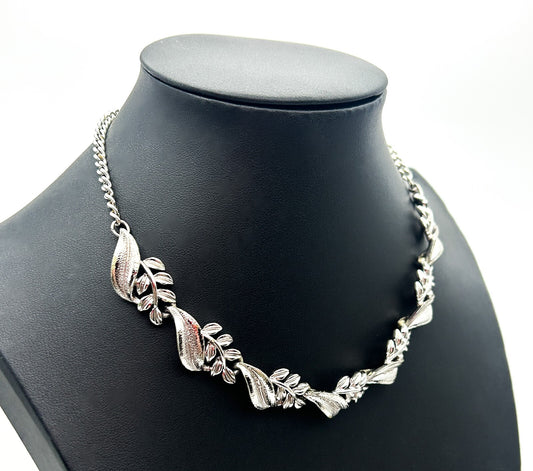 CORO Vintage Silver Tone Leaf Link Necklace Articulated Floral Choker 16.5”