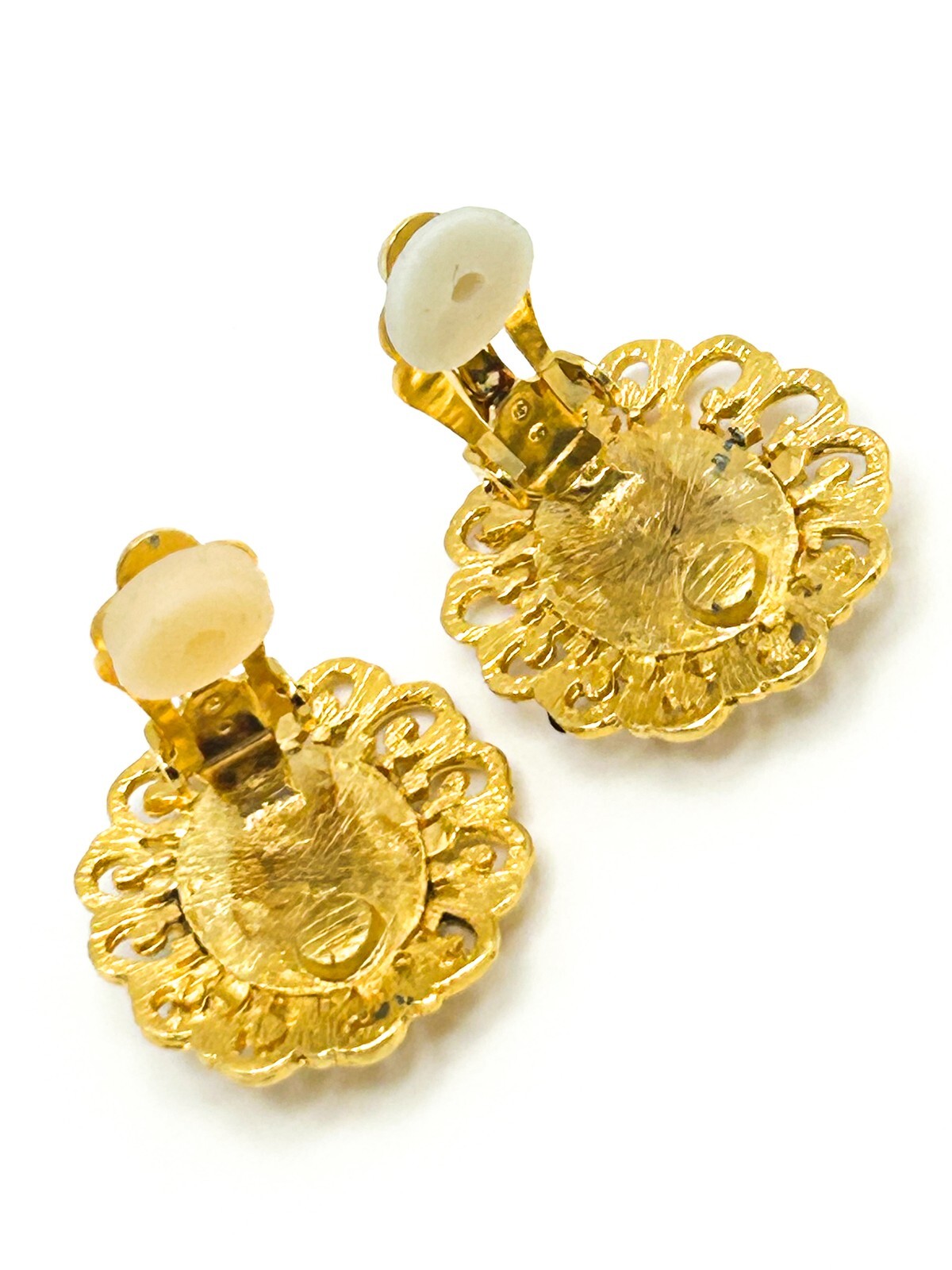 Vintage Gold Tone Black Enamel Flower Detail Clip-On Earrings