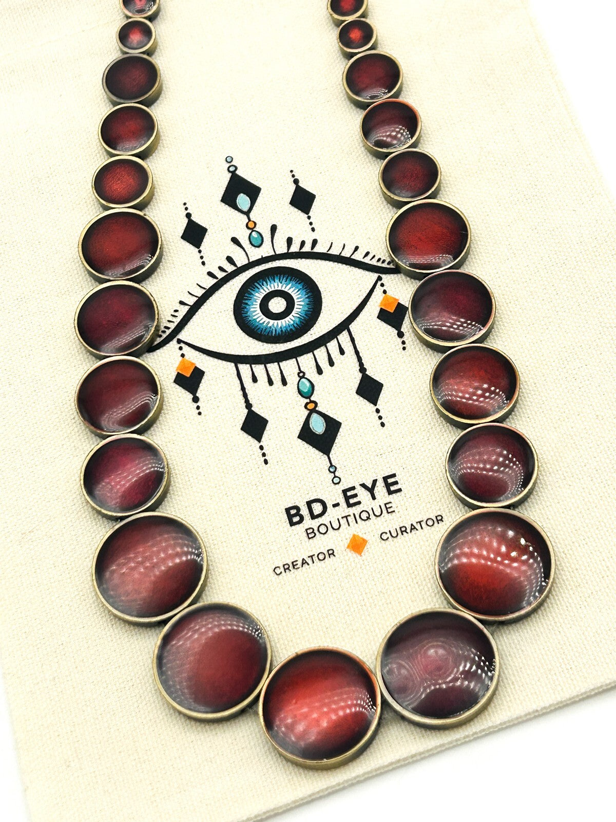 Graduated Red Resin Pearlescent / Metallic Disc Necklace