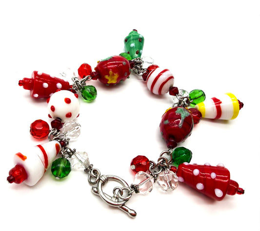 Christmas Charm Bracelet Glass Beads Festive Lampwork Red Green Xmas 8”