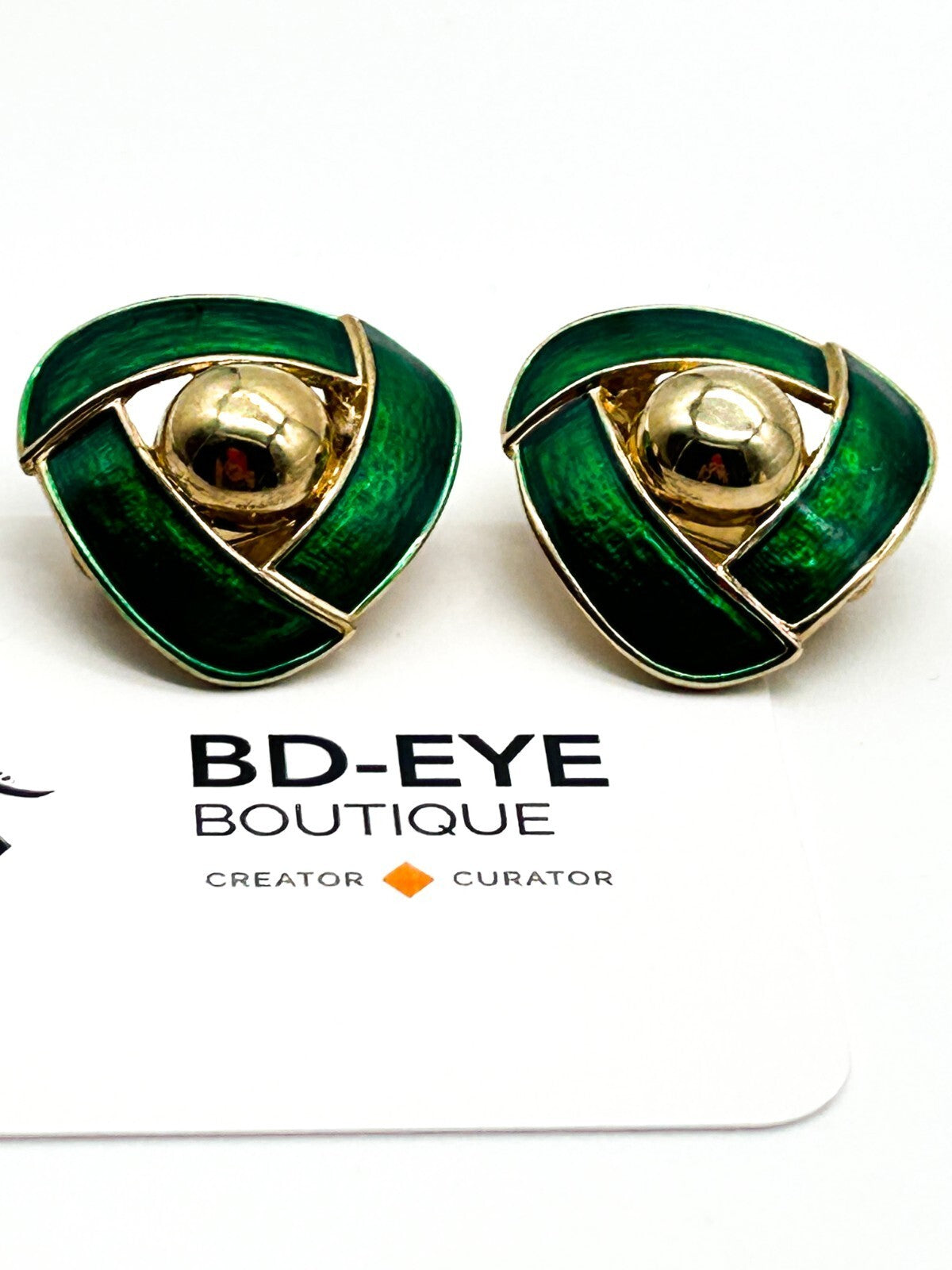 Vintage Gold Tone Green Enamel Knot Clip On Earrings – Late 80s / Early 90s