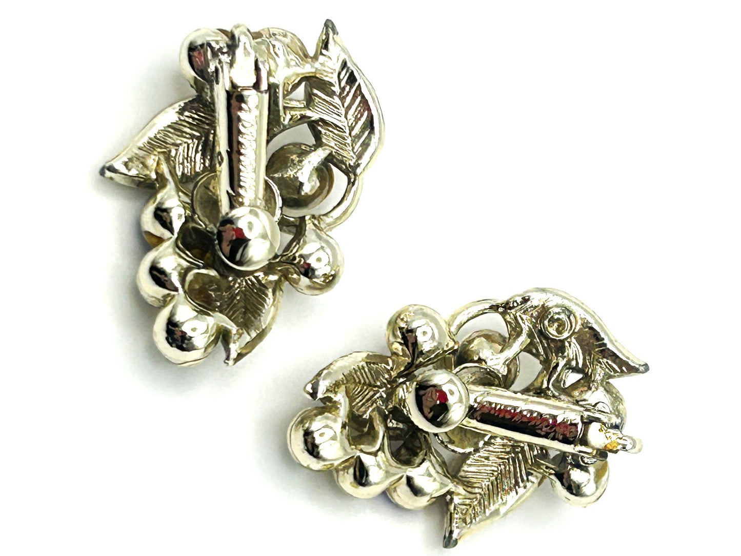 Vintage Jewelcraft AB and faux pearl leaf design earrings