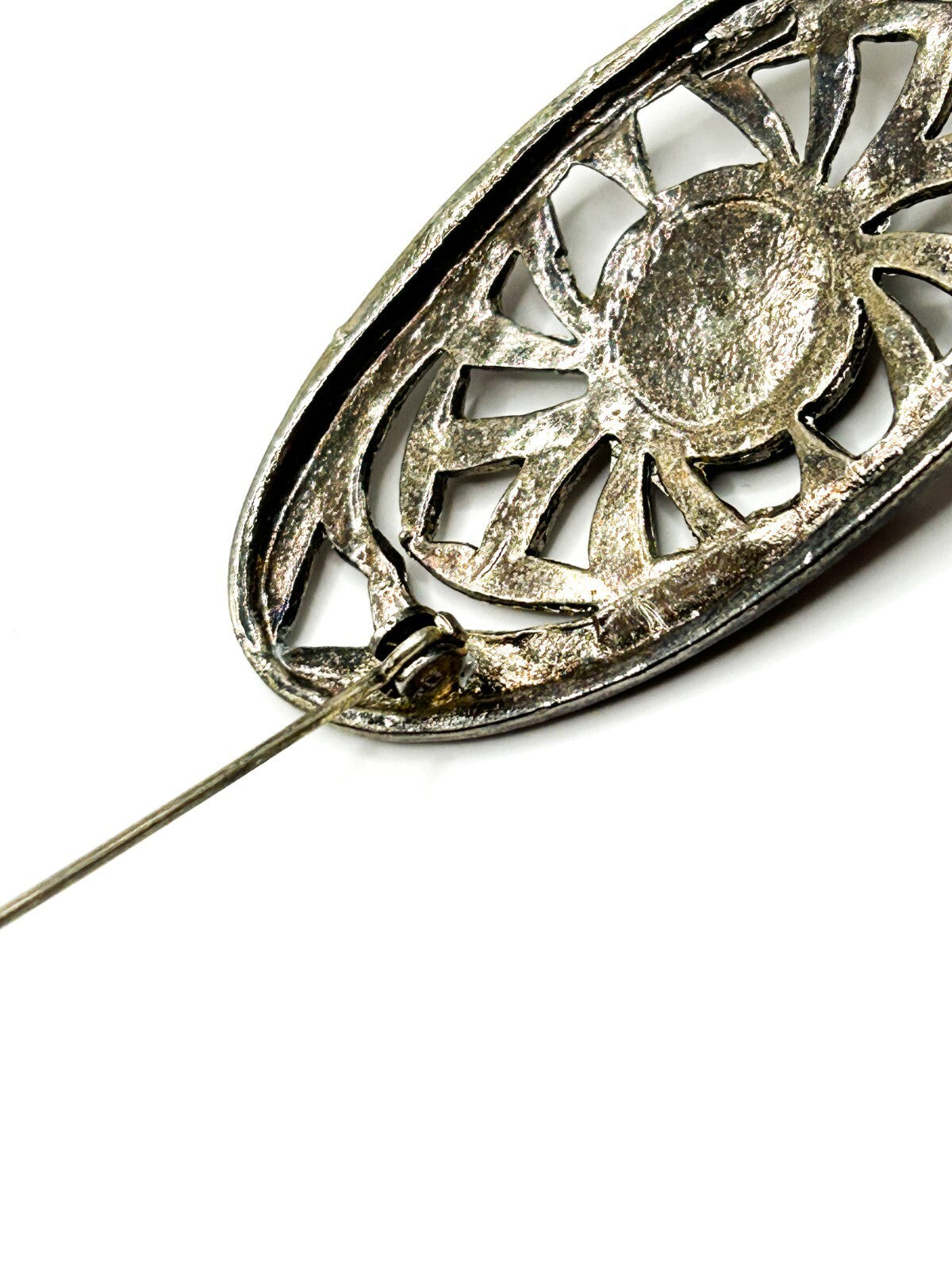 Vintage Art Deco Style Black Cabochon Brooch Silver Tone Openwork Oval