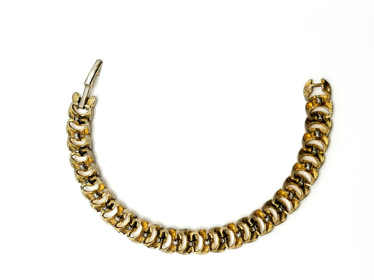 Vintage Gold Tone Semi Circle Crescent Moon Link Bracelet Articulated Bracelet