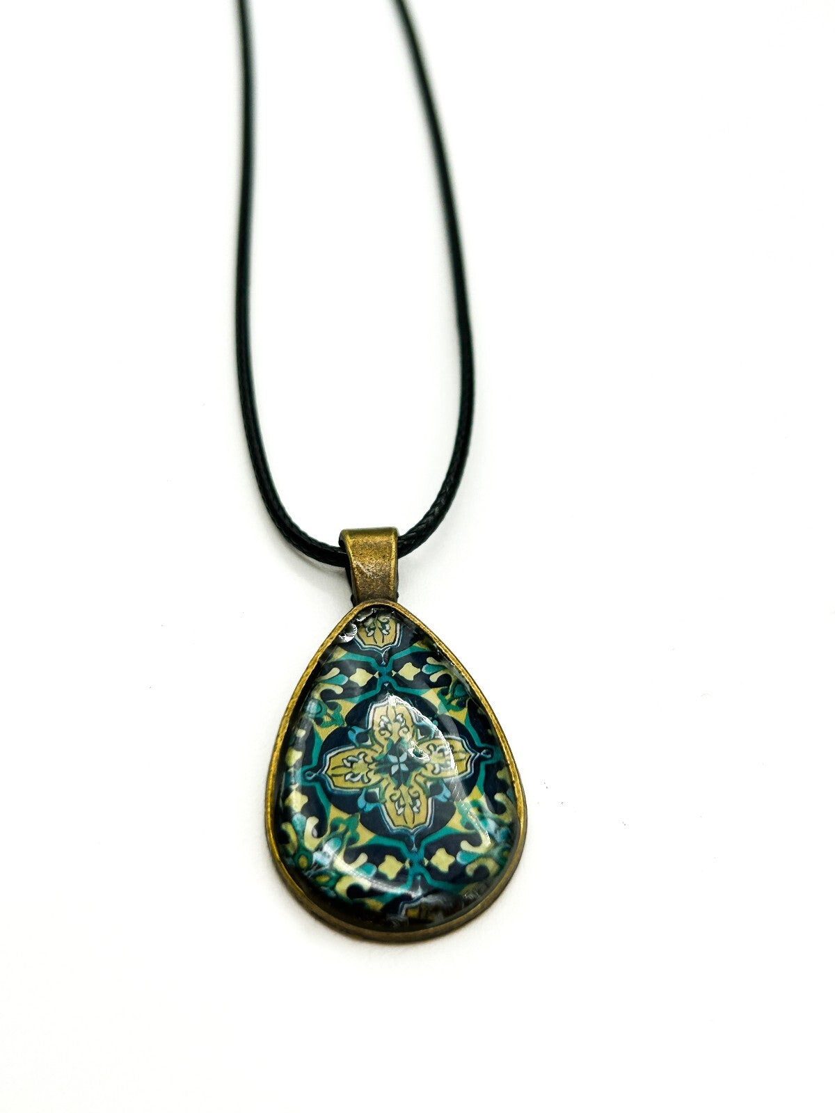Brass Tone Floral Resin Teardrop Pendant Necklace Blue Geometric Pattern
