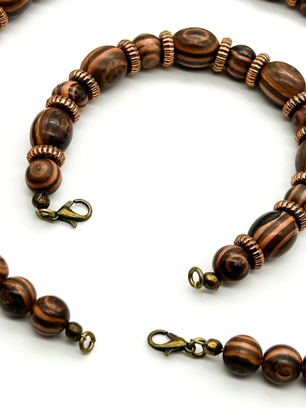 BD-Eye Boutique Upcycled Tan Brown Acrylic Jewellery Set Necklace Bracelet
