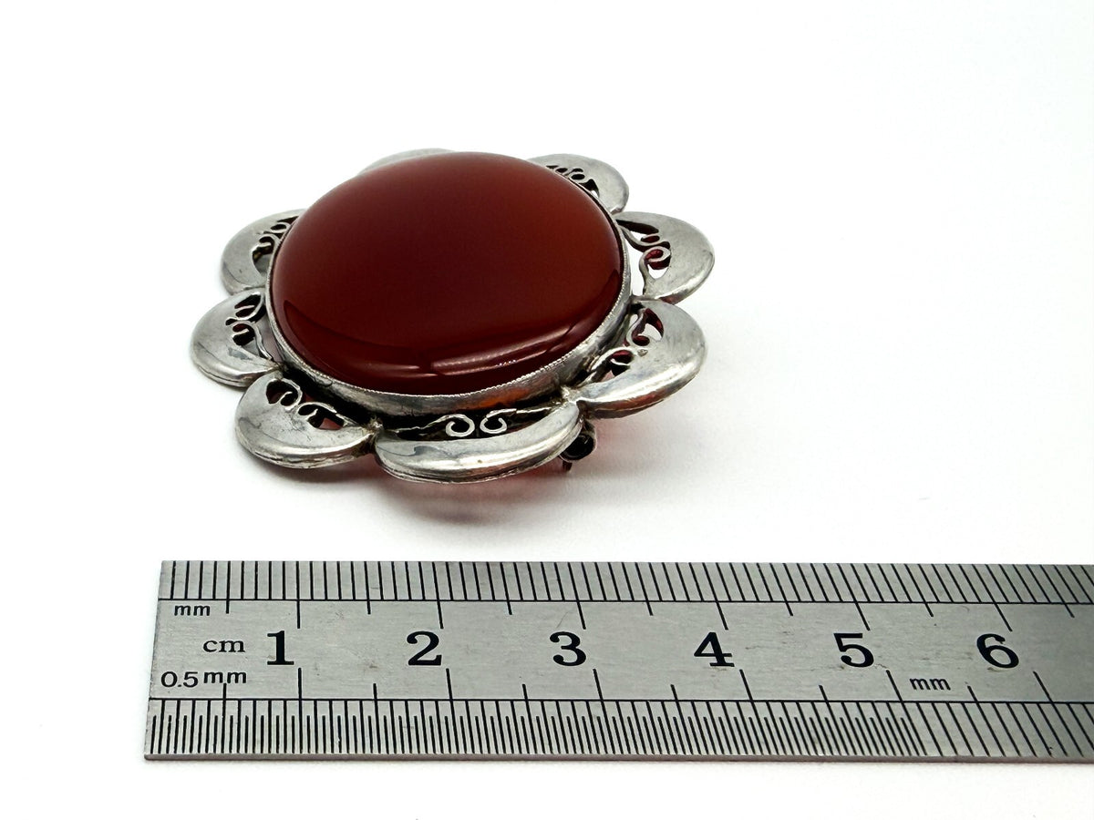 Vintage Carnelian Silver Plated Statement Brooch Oval Gemstone Scalloped Pin