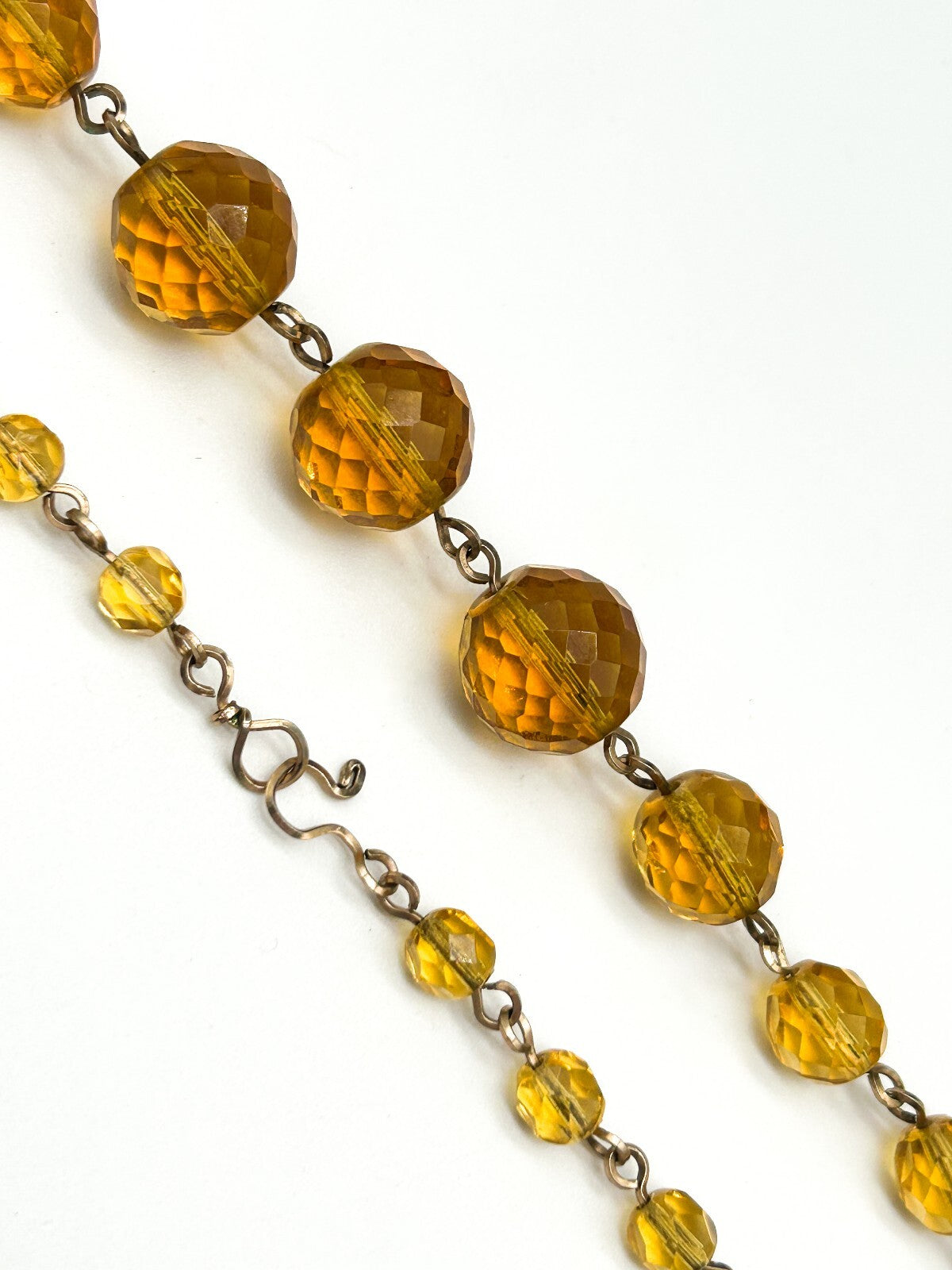 Vintage Graduated Amber Yellow Glass Bead Necklace Faceted Gold Tone 19”
