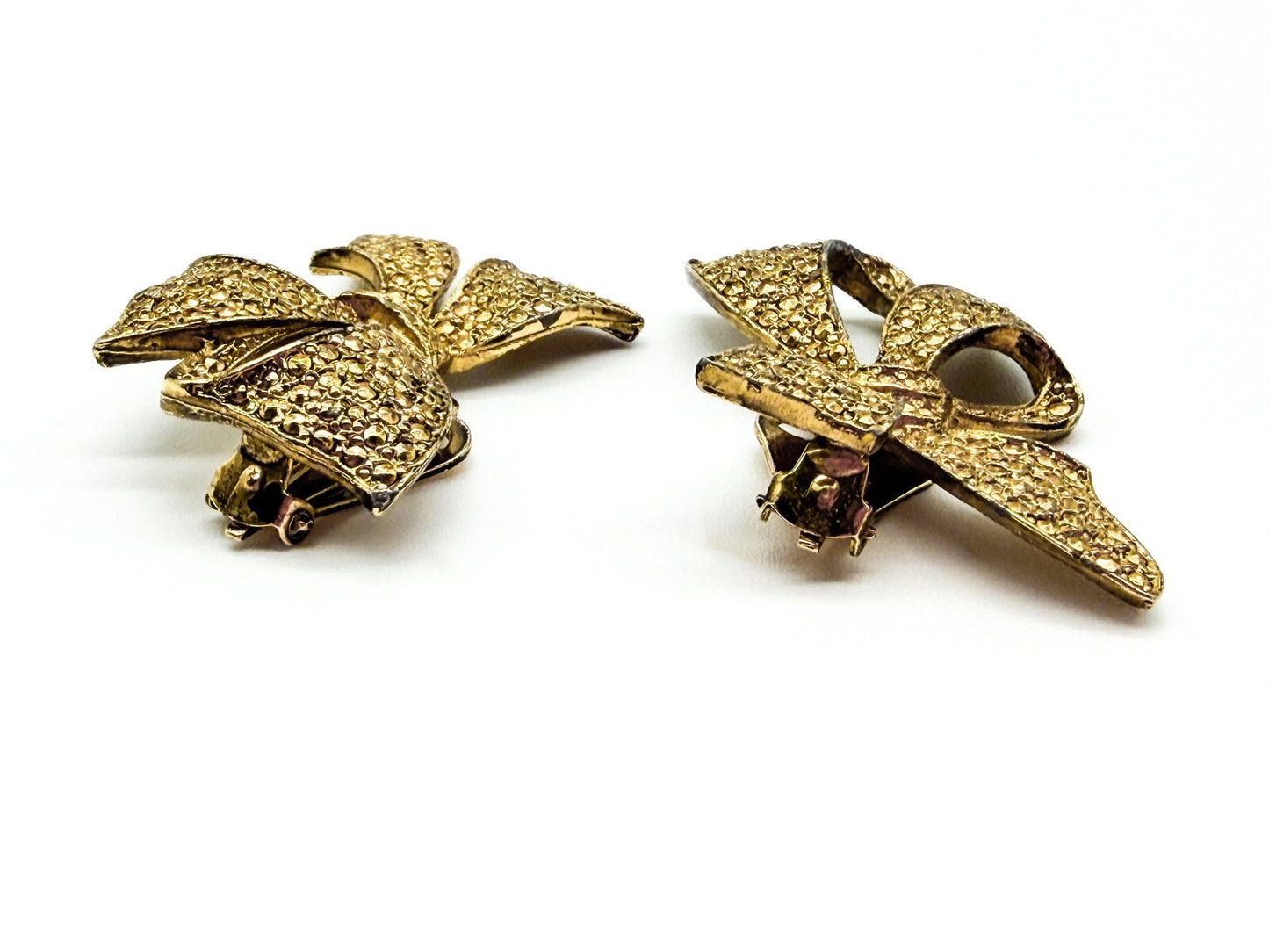 Vintage Gold Tone Bow Clip On Earrings Textured Statement 1980s Style