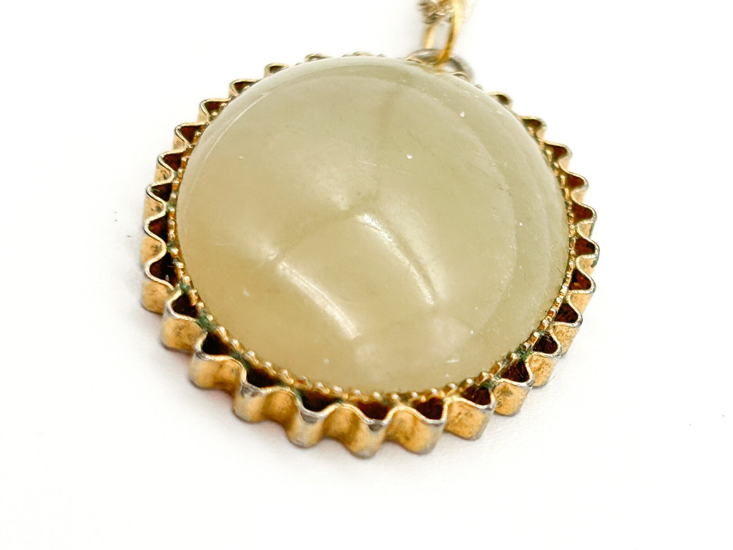 Vintage Lemon Agate Cabochon Pendant Necklace Gold Tone Oval Yellow Gemstone