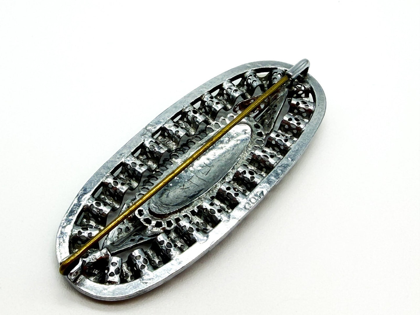 Vintage Art Deco Style Green Rhinestone Filigree Brooch Silver Tone Signed 468