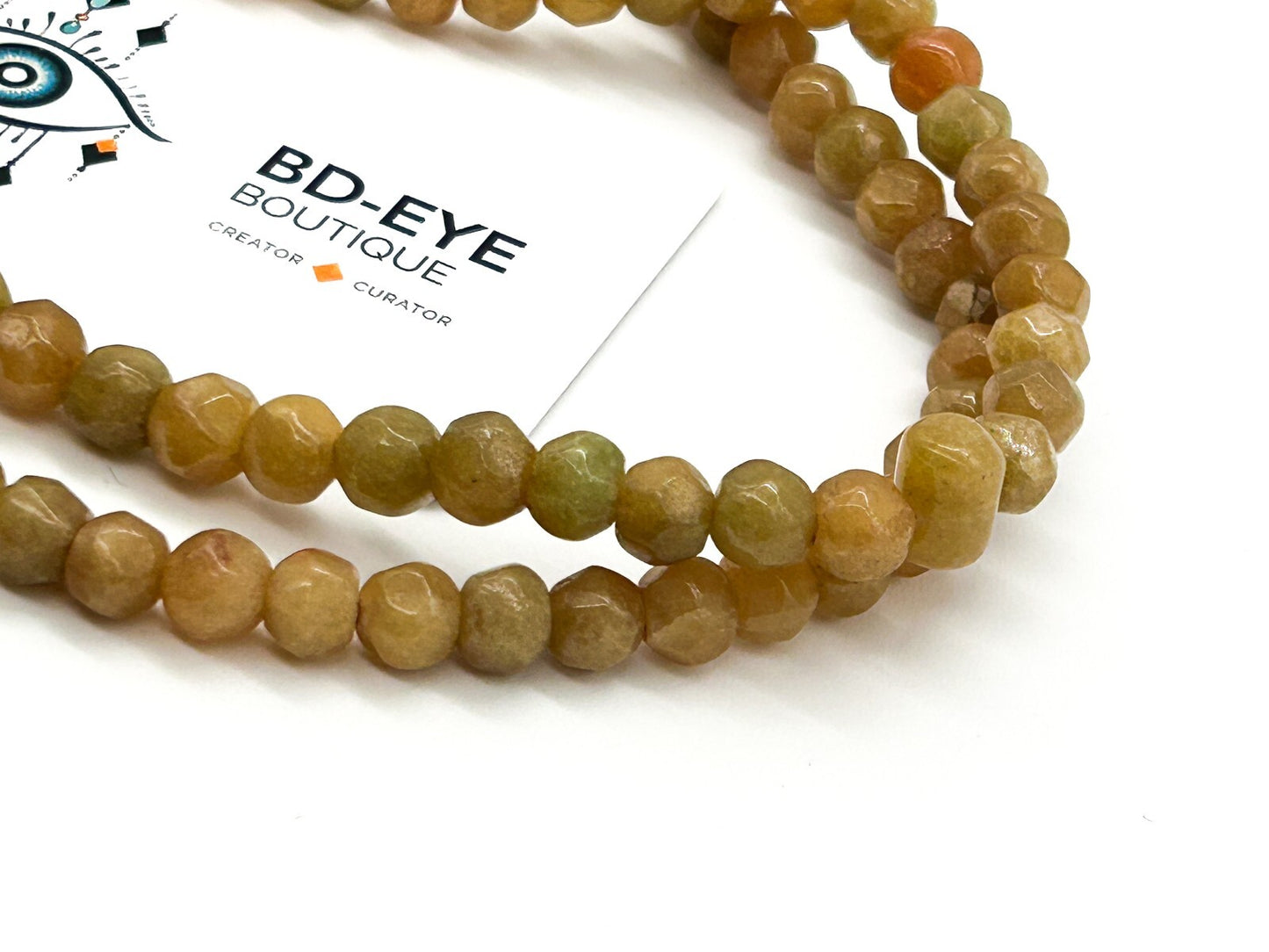 Vintage Yellow Jade Beaded Necklace Green Jade Tassel Pendant Gemstone